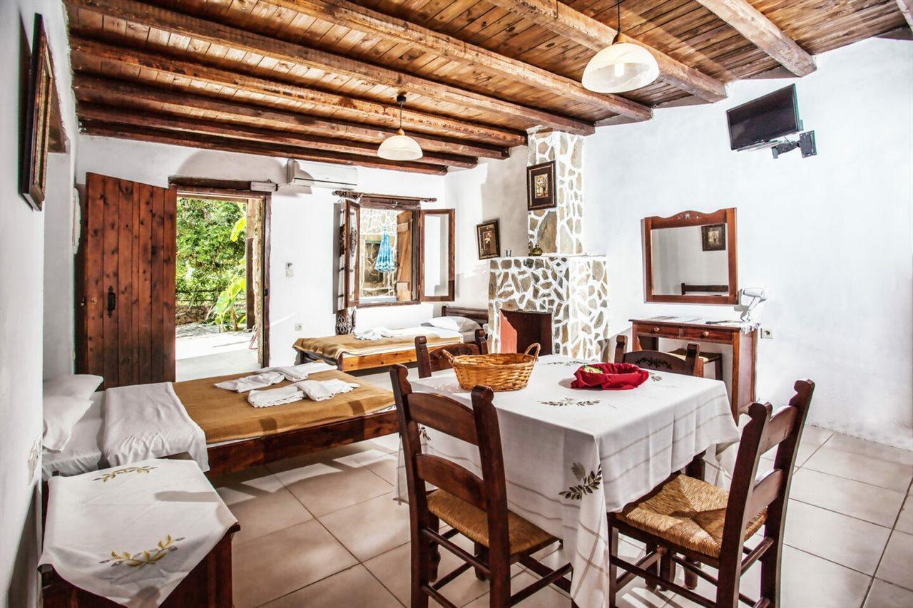 Stone Village Hotel Apartments Bali  Exterior photo